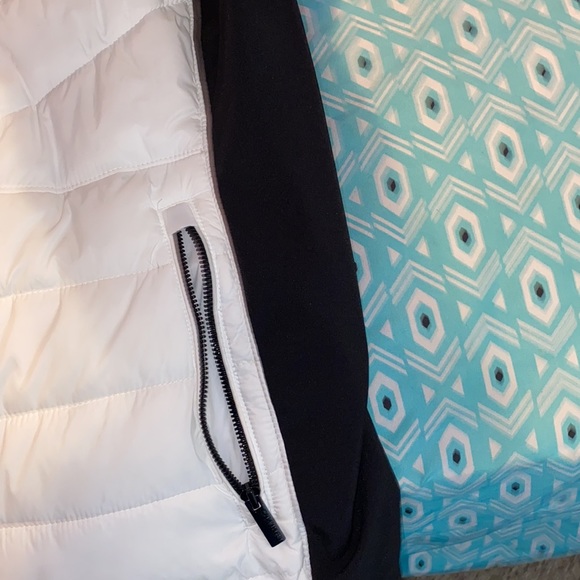 Calvin Klein jacket - Picture 3 of 9